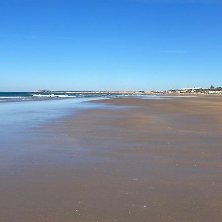 Conil Vistas Al Mar Del Roqueo, Fuente Del Gallo Conil De La Frontera Exterior photo